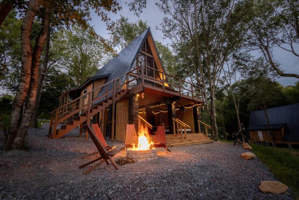 Valhalla Cabins Aframes With Hot Tubs & Sauna Cosby Eksteriør bilde