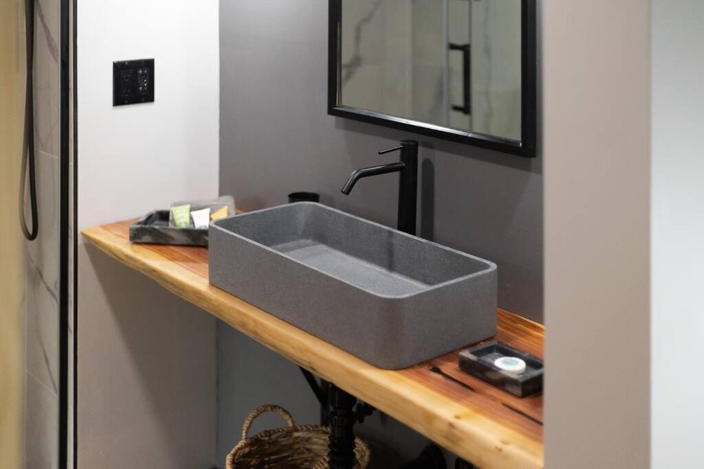 Valhalla Cabins Aframes With Hot Tubs & Sauna Cosby Eksteriør bilde