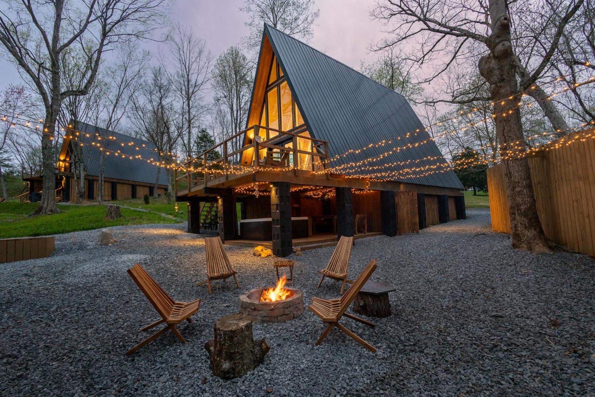 Valhalla Cabins Aframes With Hot Tubs & Sauna Cosby Eksteriør bilde