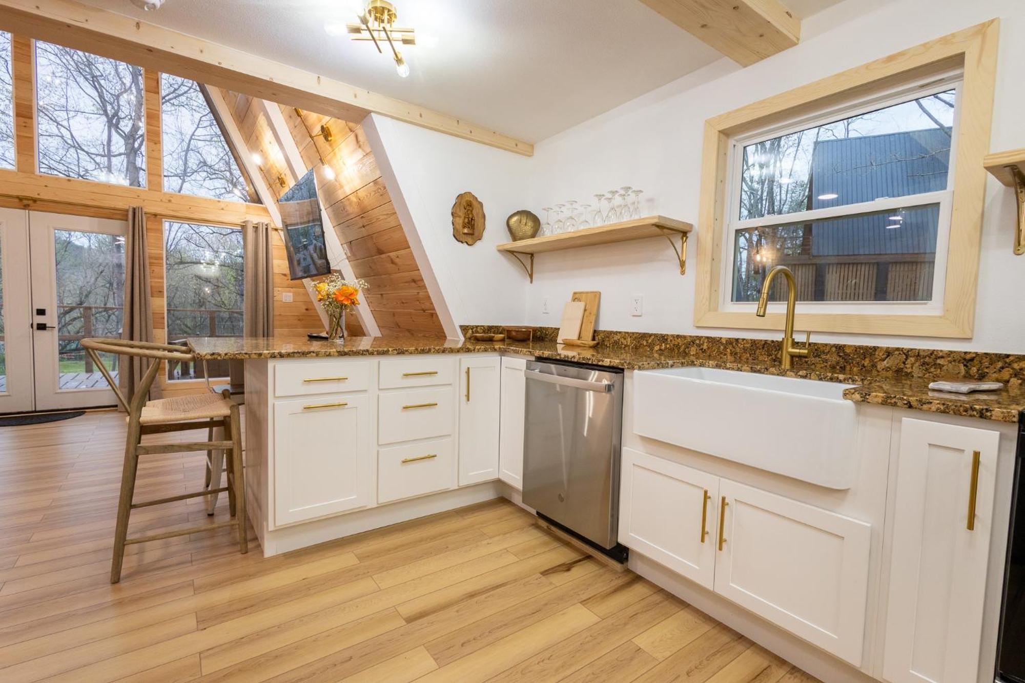 Valhalla Cabins Aframes With Hot Tubs & Sauna Cosby Eksteriør bilde